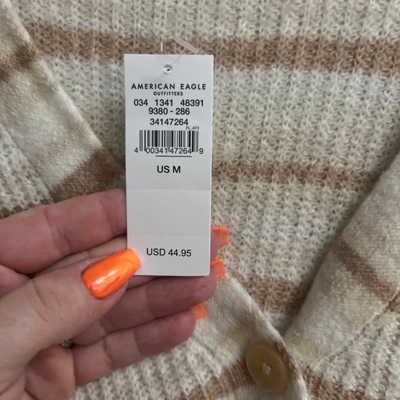 Sold - Picture 3 of 5